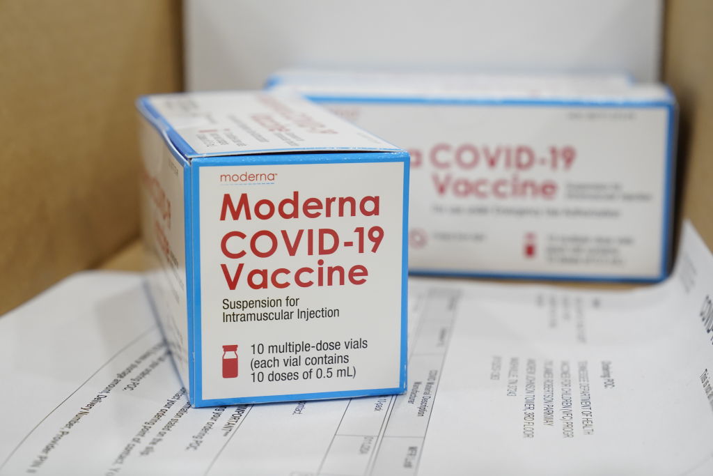 New CDC Data Moderna Vaccine Best At Preventing Hospitalizations   GettyImages 1230226893 